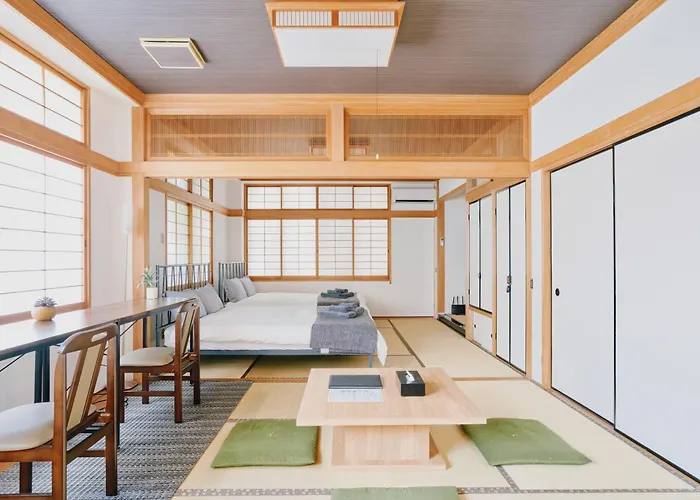 Japanese Tradition Hotel Evergreen