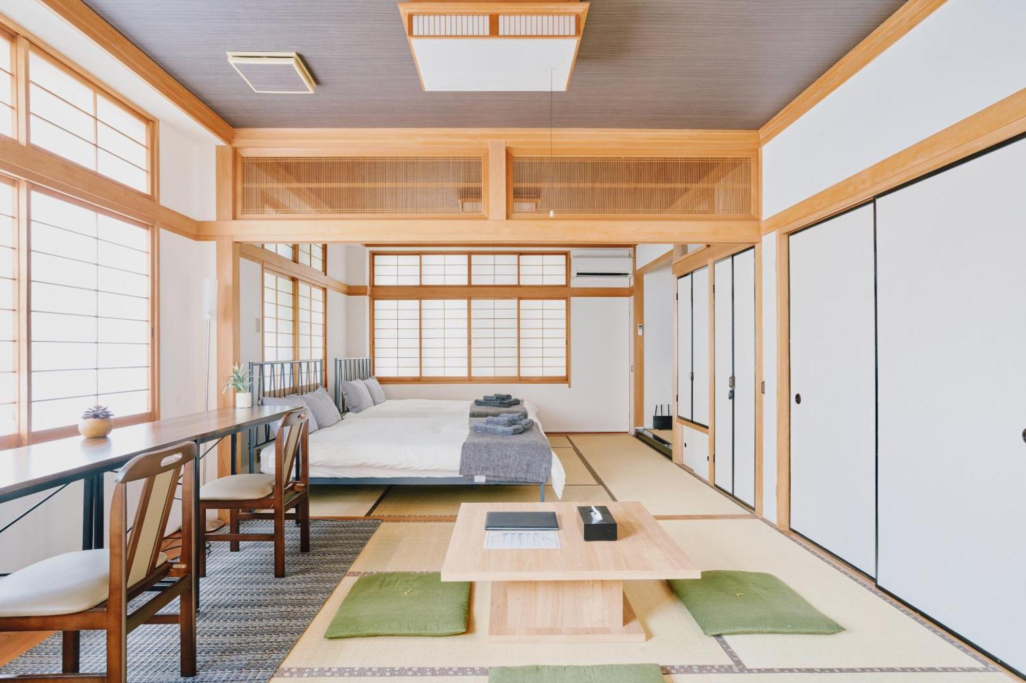 Japanese Tradition Evergreen Apartment Tokyo